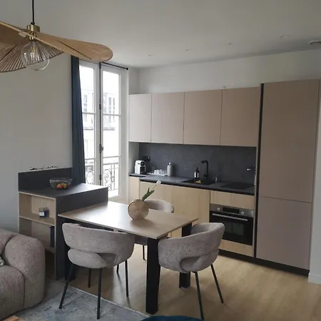 Apartment Savane Paris